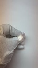 Video laden en afspelen in Gallery-weergave, Natuurlijke uit de aarde gewonnen diamanten ring 7 karaat Marquise Split Shank Halo Witgouden sieraden
