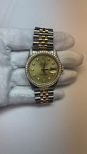 Video laden en afspelen in Gallery-weergave, Champagne diamant Wijzerplaat lunette Rolex Datumjust Horloge Goud &amp; Staal SNELLE INSTELLING

