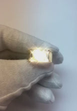 Video laden en afspelen in Gallery-weergave, Dikke schacht heren jubileumband ronde diamant 1,75 karaat

