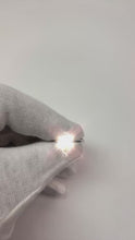 Video laden en afspelen in Gallery-weergave, 1,5 Karaat Peren Diamanten Ring
