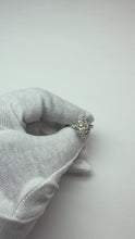 Video laden en afspelen in Gallery-weergave, Natuurlijke uit de aarde gewonnen diamanten ring 7 karaat Marquise Split Shank Halo Witgouden sieraden
