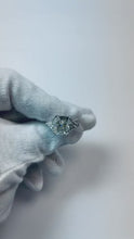 Video laden en afspelen in Gallery-weergave, Elegante 9 Karaat Radiant Trilliant Natuurlijke Echte Diamanten (Niet Labgekweekt) Ring
