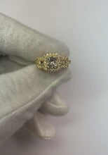 Video laden en afspelen in Gallery-weergave, Stralende geslepen verlovingsring 3 karaats diamanten Fancy Ring wit goud 14K

