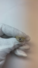 Video laden en afspelen in Gallery-weergave, Dames Verlovingsring met Natuurlijke uit de aarde gewonnen Diamanten 4.51 Ct. Witgouden Sieraden

