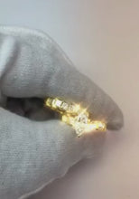 Video laden en afspelen in Gallery-weergave, Markiezin geslepen diamanten verlovingsset 2.75 karaat ring
