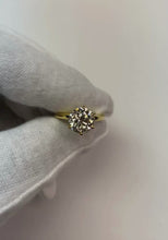 Video laden en afspelen in Gallery-weergave, 3,25 ct Solitaire ronde geslepen diamanten jubileum ring wit goud 14k
