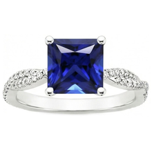 Afbeelding in Gallery-weergave laden, Princess Solitaire Accentring met Ceylonsaffier &amp; uit de aarde gewonnen diamanten, 6 karaat
