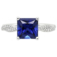 Afbeelding in Gallery-weergave laden, Princess Solitaire Accentring met Ceylonsaffier &amp; uit de aarde gewonnen diamanten, 6 karaat
