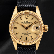 Afbeelding in Gallery-weergave laden, Rolex Datejust 26mm 6517 Champagne Wijzerplaat Geelgoud en Zwarte Leren Band Horloge
