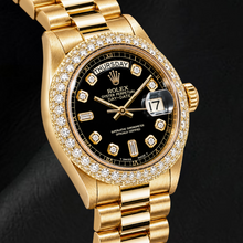 Afbeelding in Gallery-weergave laden, Rolex Day-Date 1803 36mm Zwarte Diamanten Wijzerplaat Geelgoud Horloge
