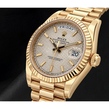 Afbeelding in Gallery-weergave laden, Rolex Day-Date 40mm 228238 Zilveren Motief Wijzerplaat President Band Geelgoud Horloge
