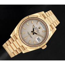 Afbeelding in Gallery-weergave laden, Rolex Day-Date 40mm 228238 Zilveren Motief Wijzerplaat President Band Geelgoud Horloge
