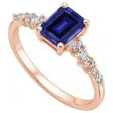 Afbeelding in Gallery-weergave laden, Roségouden Solitaire Accenten Ring Blauwe Saffier &amp; Diamant 3,50 Karaat
