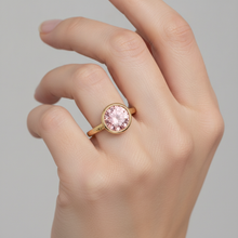Afbeelding in Gallery-weergave laden, Padparadscha Saffier Verlovingsring 2 Karaat Echte Ronde Lunette Solitair 14k Geelgoud
