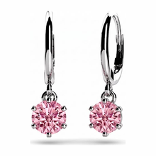 Afbeelding in Gallery-weergave laden, Roze diamanten oorbellen 2 karaat labgekweekt ronde solitair klapsluiting 14k witgoud
