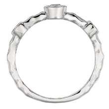 Afbeelding in Gallery-weergave laden, Bubble Diamond Ring Bezel Set 3 Steentjes
