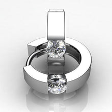 Afbeelding in Gallery-weergave laden, 1,5 ct ronde geslepen diamanten solitaire diamanten hoepeloorring 14K witgoud - harrychadent.nl

