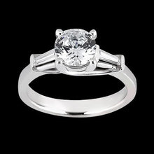 Afbeelding in Gallery-weergave laden, 1,27 karaat Ronde en Stokbrood Echt Diamanten Ring Met Drie Stenen Witgoud
