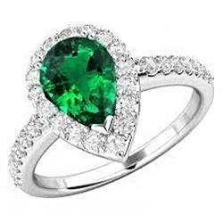 1.50 ct peer geslepen groene smaragd en diamanten ring