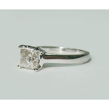 Afbeelding in Gallery-weergave laden, 1.50 karaat prinses diamanten solitaire verlovingsring wit goud
