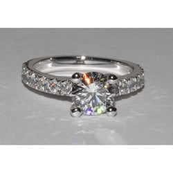 2 Kt. Prachtige sprankelende diamanten ring met accenten Sieraden Nieuw