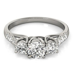 2,25 karaats diamanten verlovingsring in drie stenen stijl Nieuw