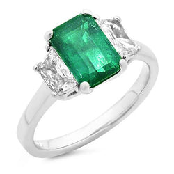 2,50 karaat groene smaragd en diamanten ring met 3 stenen wit goud 14K