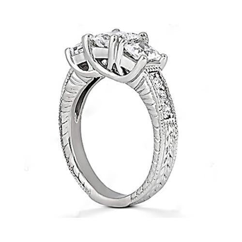 2.18 Kt. Ronde diamanten ring drie stenen aangepast - harrychadent.nl