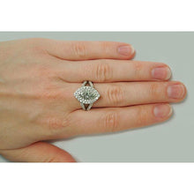 Afbeelding in Gallery-weergave laden, 3.01 karaat dubbele Halo Marquise diamanten verlovingsring gespleten schacht - harrychadent.nl
