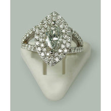 Afbeelding in Gallery-weergave laden, 3 karaat dubbele Halo Marquise diamanten verlovingsring gespleten schacht - harrychadent.nl
