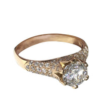 Afbeelding in Gallery-weergave laden, 3 karaats diamanten geelgouden ring Solitaire met accenten - harrychadent.nl
