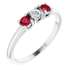 3 stenen ring ronde diamant robijn 0,60 karaat witgoud 14K