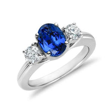 Afbeelding in Gallery-weergave laden, 3 stenen stijl Sri Lankaanse saffier met diamanten ring 3 karaat WG 14K - harrychadent.nl
