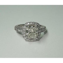 3,35 Ct Sprankelende Kussen Natuurlijke uit de aarde gewonnen Diamanten Halo Ring met Accenten