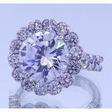 Afbeelding in Gallery-weergave laden, 3.50 karaat diamanten ronde Halo jubileumring wit goud 14K - harrychadent.nl

