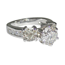 Afbeelding in Gallery-weergave laden, 3.51 karaat drie stenen diamanten fancy ring wit goud 14K - harrychadent.nl

