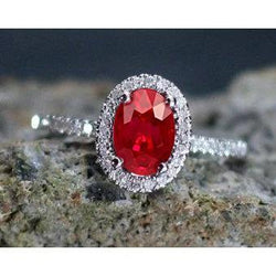 3.65 Ct Halo Rode Robijn En Diamanten Trouwring Wit Goud 14K