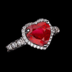 4,5 karaat rood hart geslepen robijn en diamanten ring witgouden sieraden