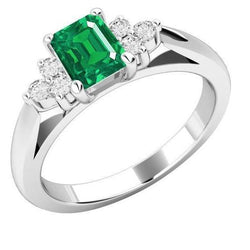 8.90 karaat groene smaragd met witte diamanten Ring 14K witgoud