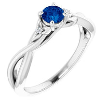 Afbeelding in Gallery-weergave laden, Blauwe saffier 1.50 karaat ring gedraaide schacht wit goud 14k - harrychadent.nl
