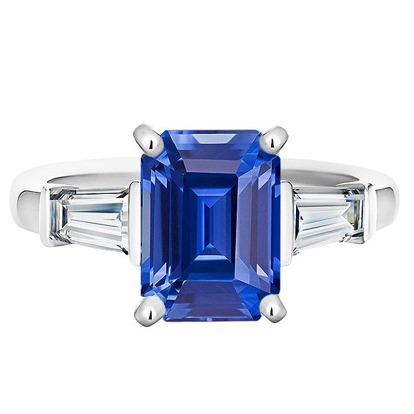 Blauwe saffier 3 stenen smaragd vormige & baguette ring 3,50 karaat - harrychadent.nl