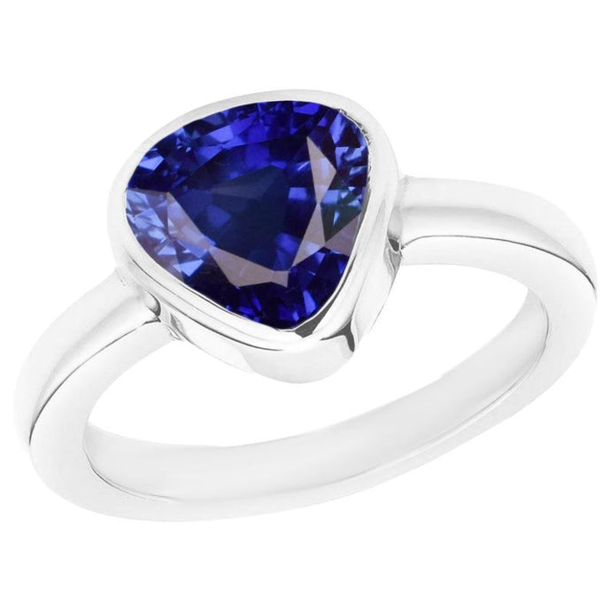 Blauwe saffier Solitaire triljoen vormige ring bezel set 2 karaat - harrychadent.nl