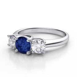 Ceylon blauwe saffier diamanten ring met 3 stenen wit goud 14K 3.5 karaat