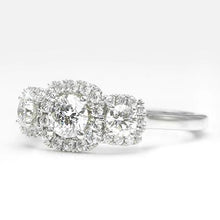 Afbeelding in Gallery-weergave laden, Diamanten halo ring 2,75 karaat griffenzetting wit goud dames sieraden - harrychadent.nl
