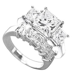 Drie-stenen 2,5 karaat prinses geslepen Diamant WG 18K verlovingsring set