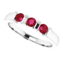 Afbeelding in Gallery-weergave laden, Drie stenen Birma Ruby Ring 0,90 karaat Bar instelling sieraden Nieuw - harrychadent.nl
