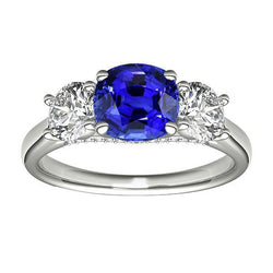 Drie stenen kussen blauwe saffier ring 2,50 karaat diamanten sieraden