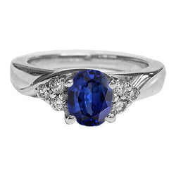 Edelsteenring Ovaal geslepen blauwe saffier en diamanten 3 karaat witgoud
