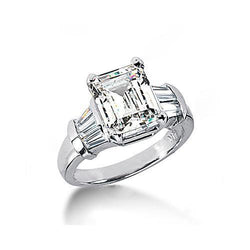 Emerald geslepen diamant 3 ct. Witgouden ring met drie stenen