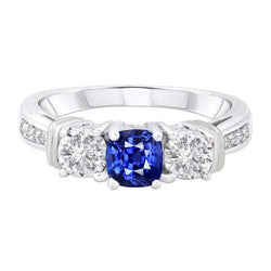Gouden edelsteen kussen saffier ring 2,50 karaat 3 stenen stijl diamant